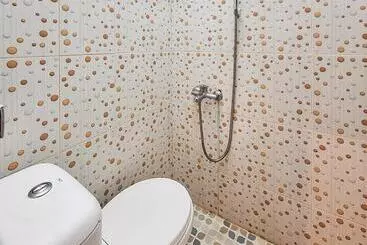 Hotel Reddoorz Syariah At Galliano Homestay Bukittinggi