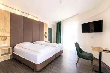 Aparthotel Luxstay Karben Neue Mitte   Self Check In