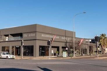 בית מלון כפרי Astor Inn