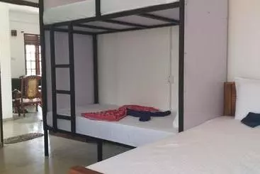 I & I Hostel
