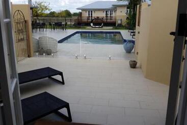 Aparthotel Kernow  Minimum Age 18