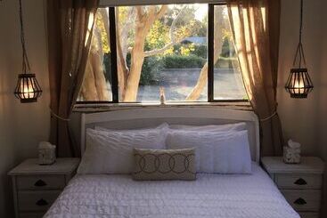 פנסיון Bakehouse  38 Restaurant & Guesthouse