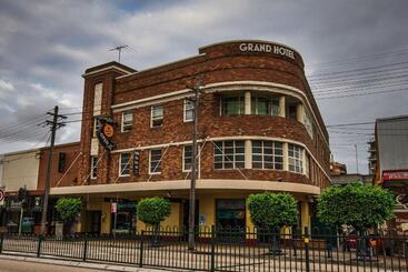 Grand Hotel Rockdale
