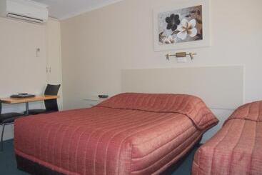 Murray River Motel