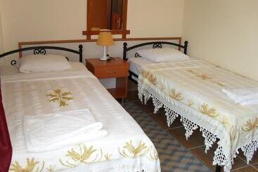 Hotel Villa Ozalp Apartments