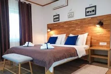 ペンション B&b Plitvica Lodge