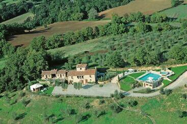 ホテル Podere Santa Maria