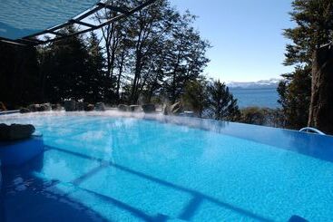 فندق Design Suites Bariloche