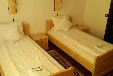 Aamiaismajoitus (B&B) Hazanéző Panzió