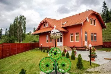 ベッドアンドブレックファースト Picnic Panzio