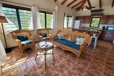 Hotel Maya Beach