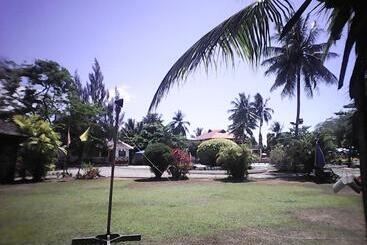 Resort Otel Gazebo Pools And Restaurant