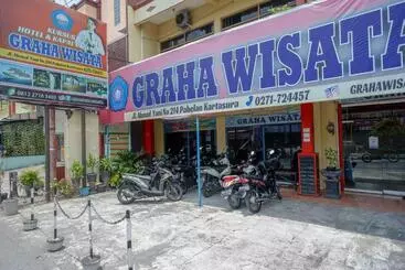Otel Reddoorz Near Rumah Sakit Ortopedi Dr Soeharso