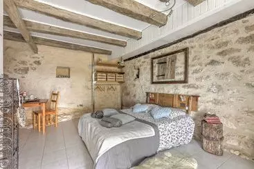 White Stone Cottage Very Well Restored, Surrounded By Nature, With Swimming Pool