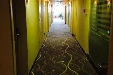 Hotelli 7days Premium Chongqing Fengjie Kuizhou Avenue
