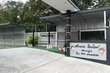 Hotel Sroe Ground Homestay