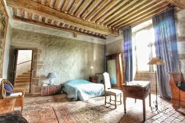 Pension Chateau De Bourgon