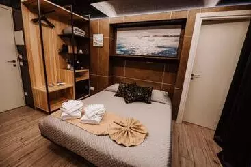 Majatalo Th Luxury Rooms