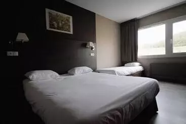 فندق Du Val Vert