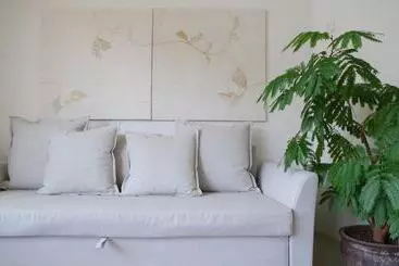 Huoneistohotelli Sango Katase Guest Rooms