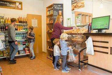 渡假胜地 Landal Dwergter Sand