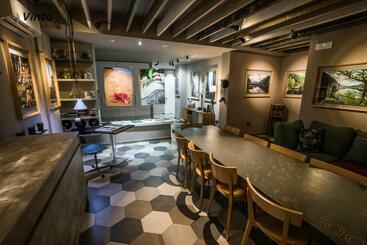 Hotel Vinto House Salerno Downtown