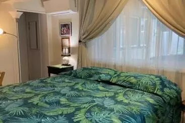 Majatalo Kalama Room