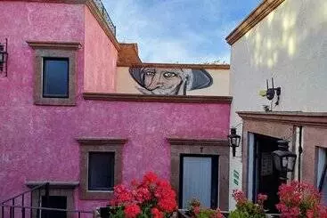 هتل El Mesón Del Quijote