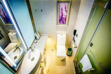 Отель Lavande S· Nanchang Qianhu Avenue Nanchang University