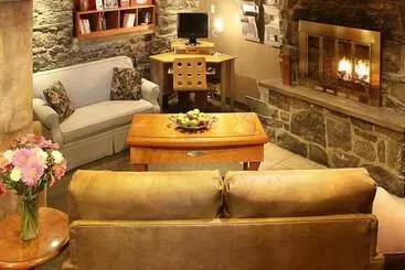 בית מלון כפרי Auberge Le Pomerol