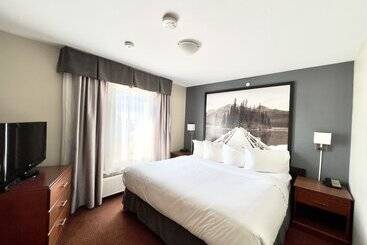 Motel Super 8 By Wyndham Whitecourt