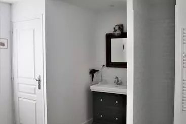 Aamiaismajoitus (B&B) L Auberge Du Croissant