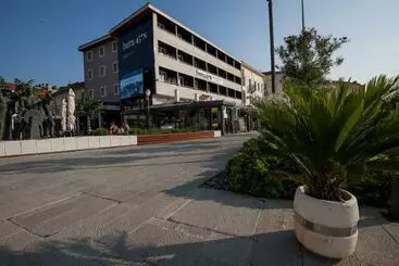 Boutique Hotel Bura 45n