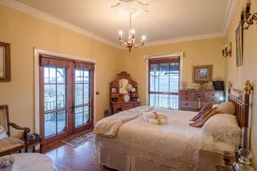 مبيت وإفطار Inspiring Views Artisan Homestead