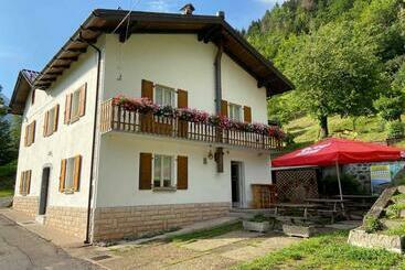 Общежитие Casa Ortis