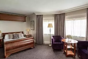 Hotel Brandshatch Place & Spa