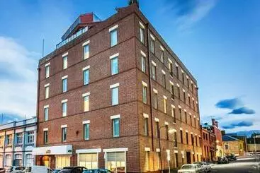 Hobart Waterfront Apartments