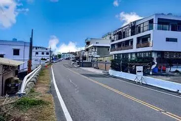 Bed & Breakfast 墾丁興海灣民宿