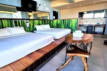 تختخواب و صبحانه 墾丁興海灣民宿