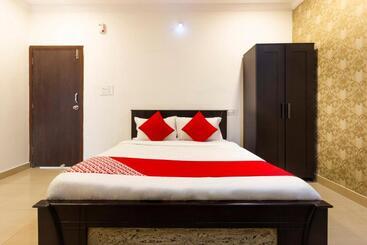 Super Hotel O Alpine Glow Heights