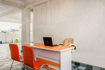 Super Hotel O Coastal Inn