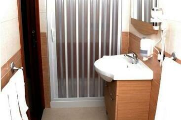 ユースホステル Residence Jano