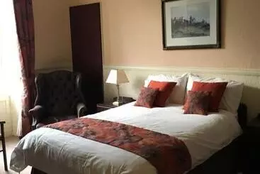 ベッドアンドブレックファースト Crown Guesthouse