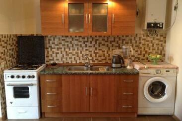 Pensão Em&ri Guest House In Odzun