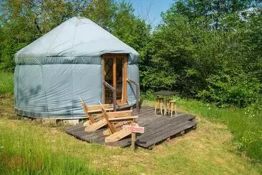 Pensionat Yourtissimo   La Maison Rouge