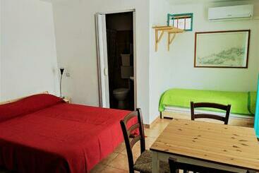 مبيت وإفطار Cala Vinagra House