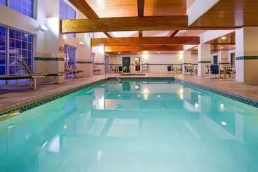 Отель Country Inn & Suites Rochester South Mayo Clinic