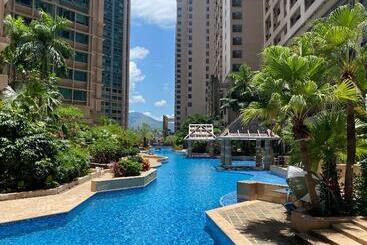 هتل Rambler Garden