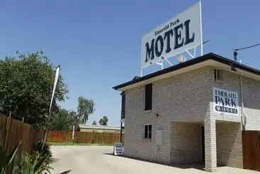 Emerald Park Motel