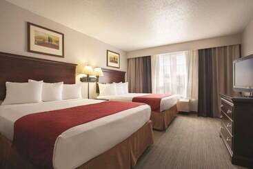 Otel Country Inn & Suites By Radisson, Moline Airport, Il
